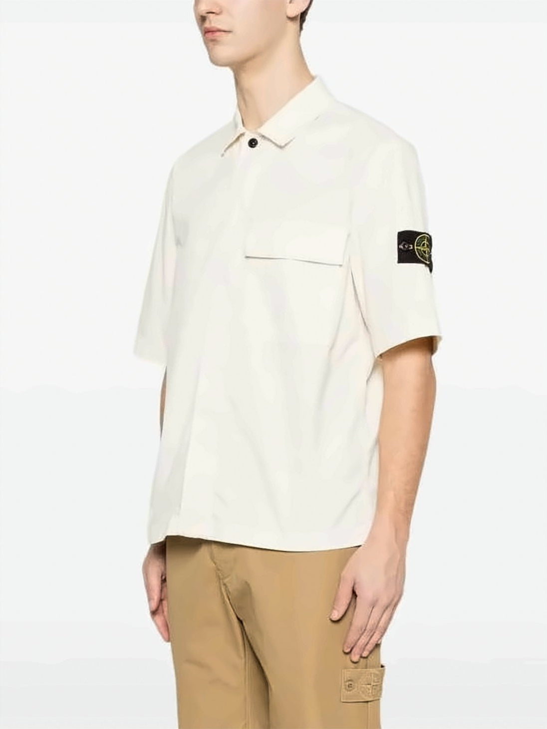 Boxy Short-Sleeve Casual Shirt with Classic Collar