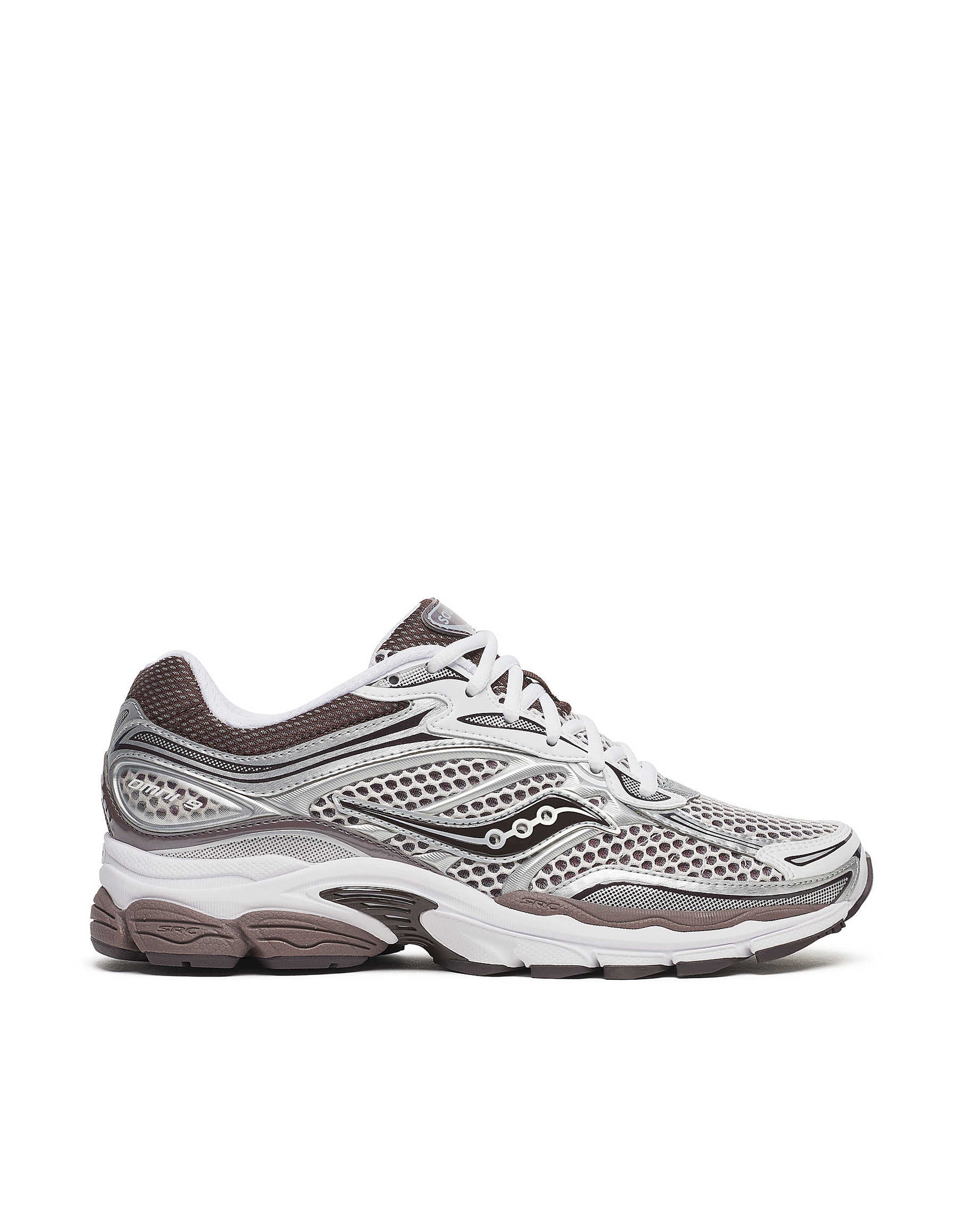 Progrid Omni 9 Sneakers In White And Brown