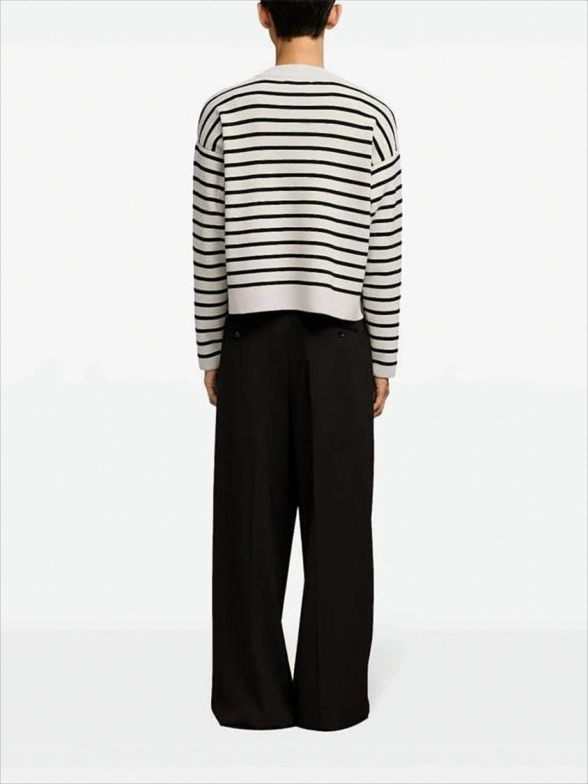 Cropped Sweater with Classic Stripe Pattern