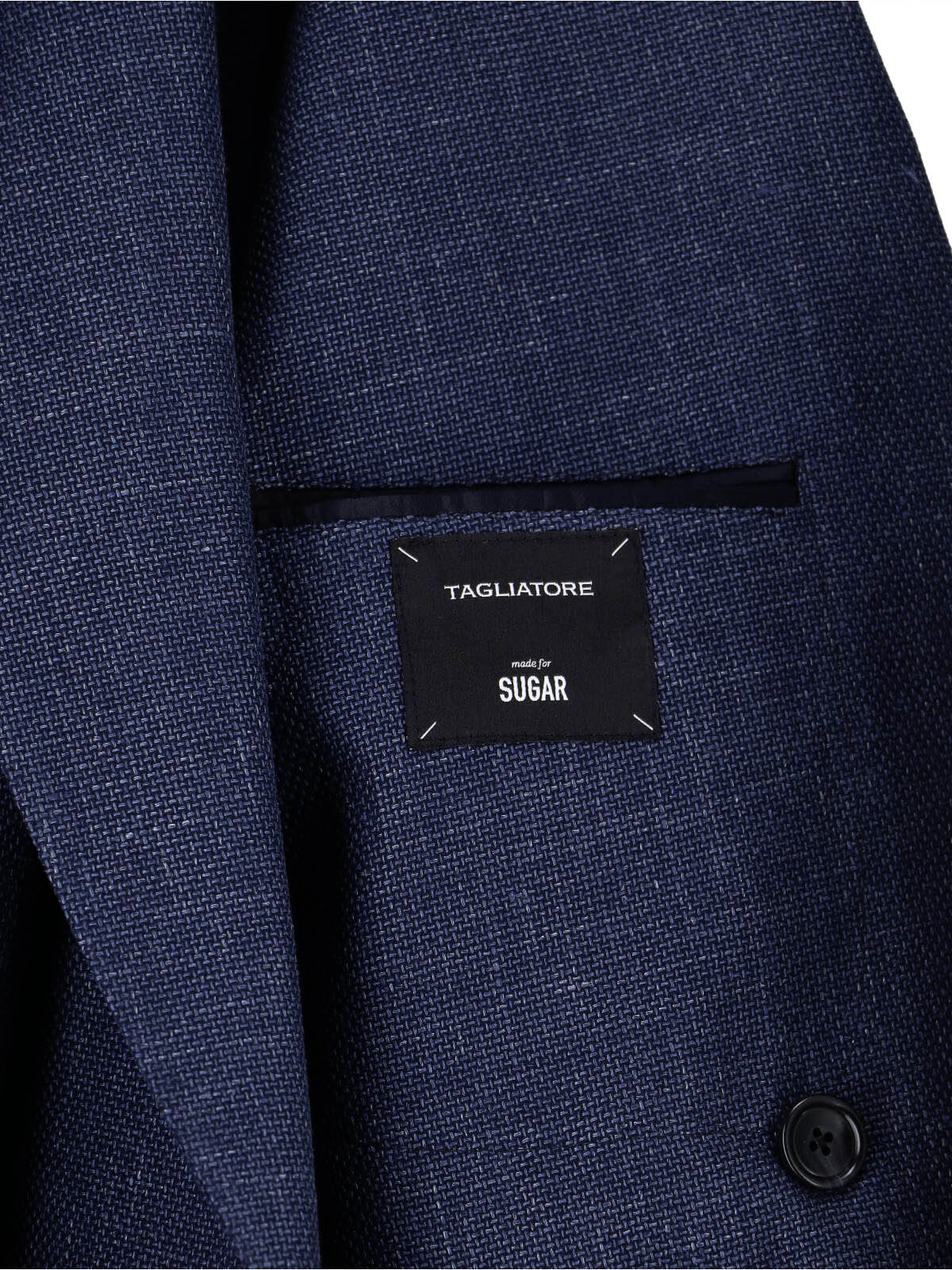 Tailored Black Jacket With Notched Lapel And Flap Pockets