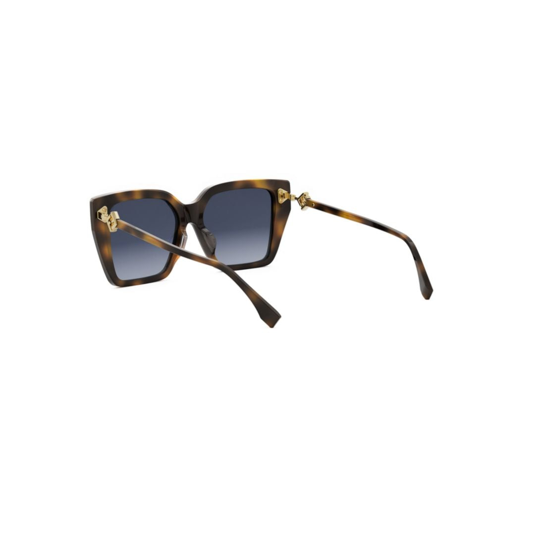 Fe40161i Bold Oversized Square Sunglasses