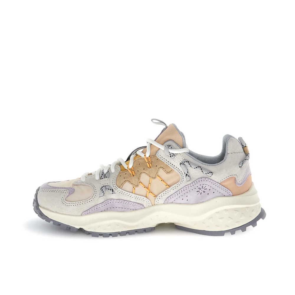 Fashion-Forward Chunky Sneakers with Suede and Mesh Panels