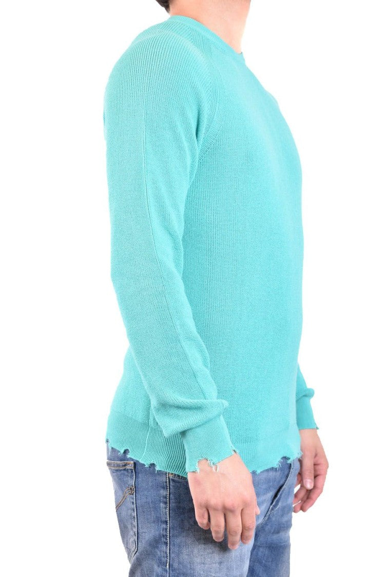 Long-Sleeved Green Sweater