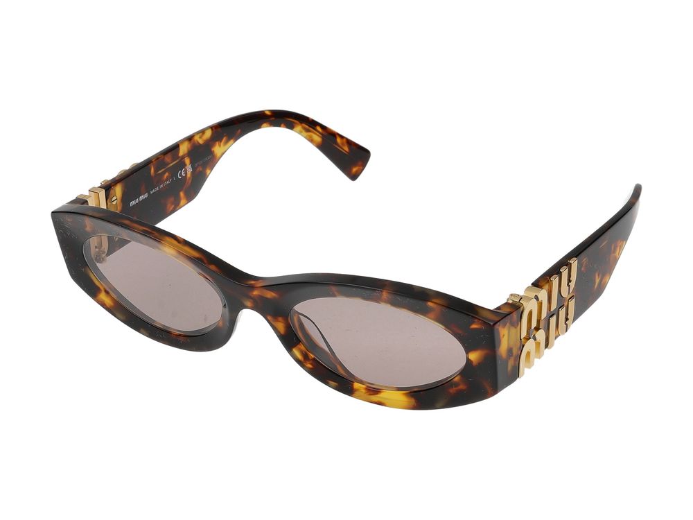 Acetate Frame Sunglasses with Modern Silhouette
