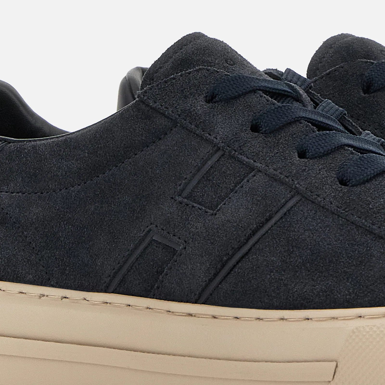 H691 H Low-Top Sneakers With Suede Upper