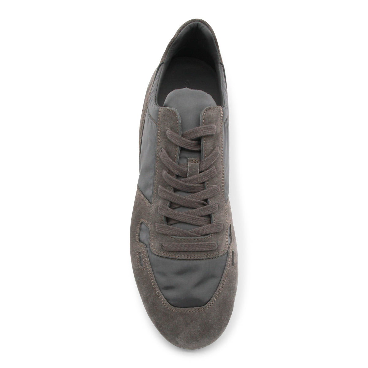 Low-Profile Sneakers With Smooth