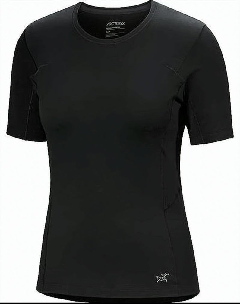 Fitted Black Short-Sleeve T-Shirt
