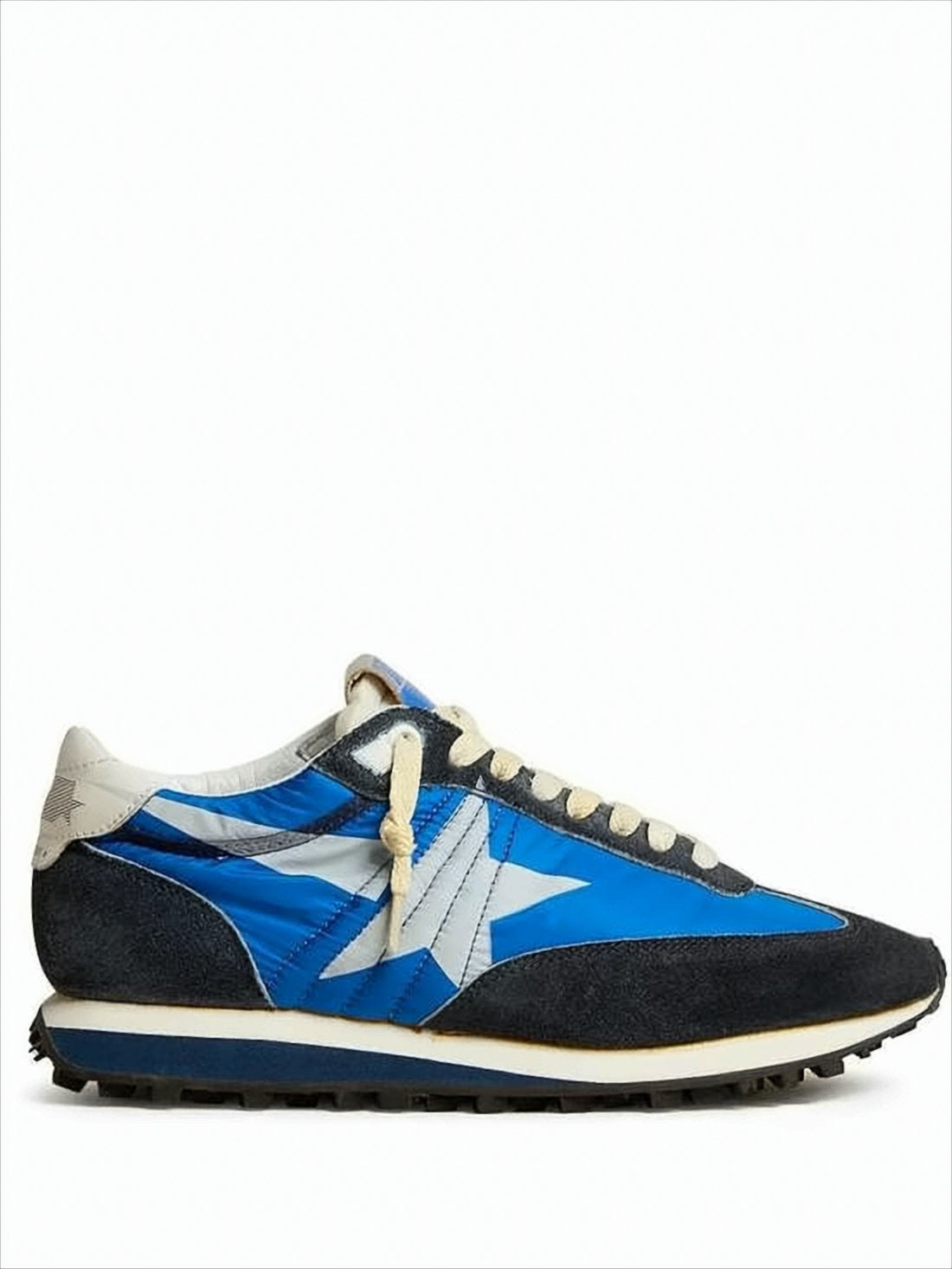 Retro-Inspired Marathon Sneakers with Star Logo