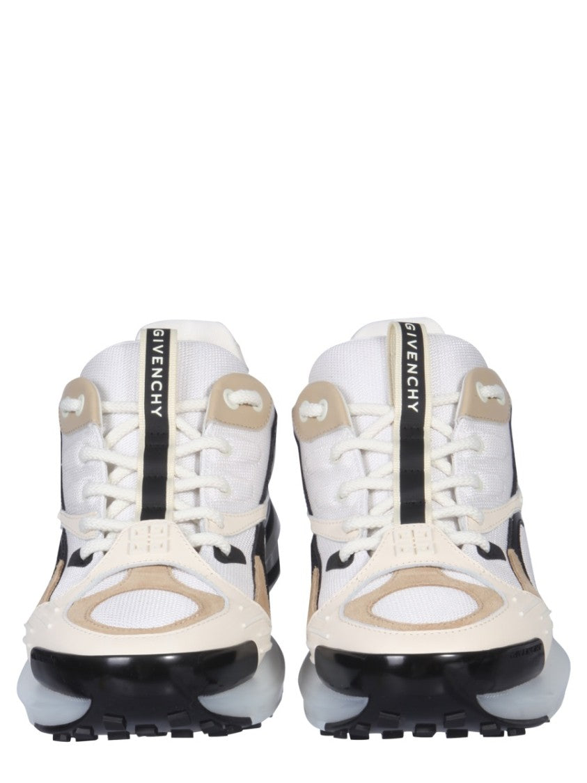 "Giv 1 Tr" Sneakers