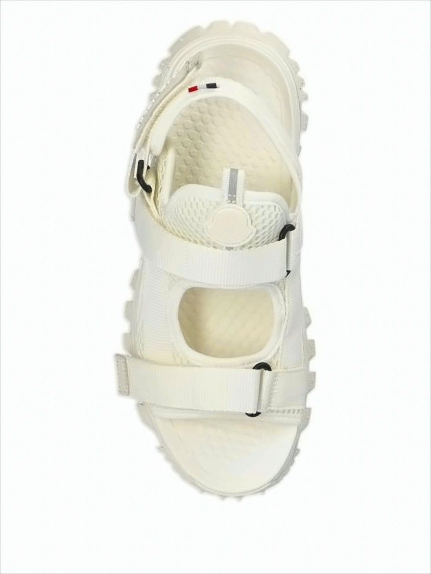 Rugged Textured White Sandals With Adjustable Straps