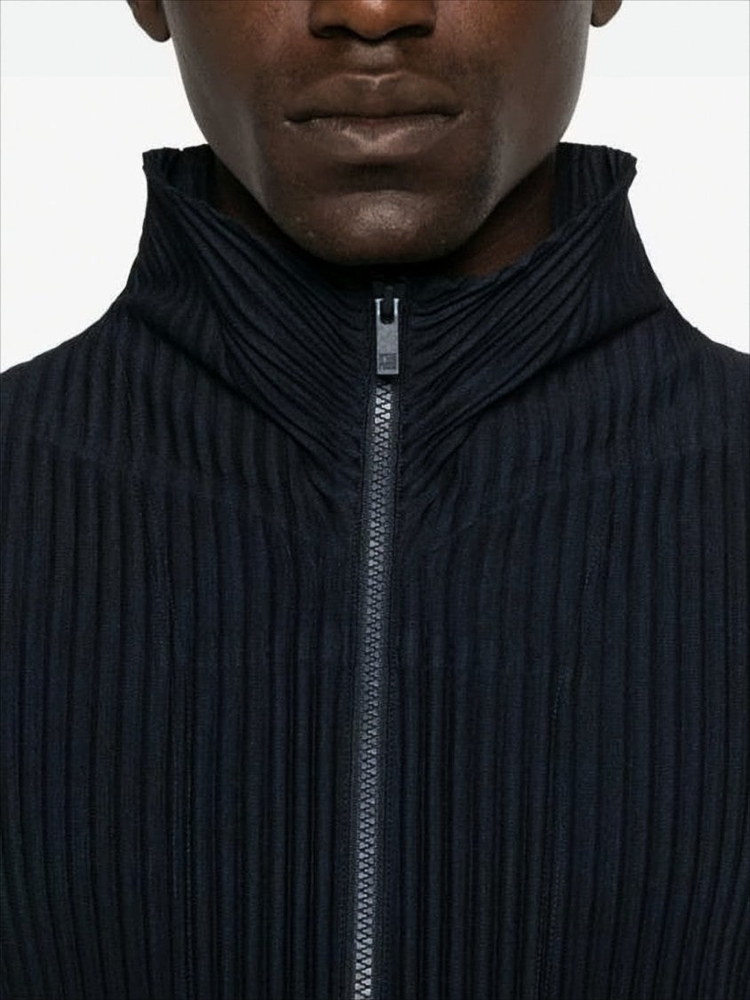 Textured Zip-Up Hooded Sweatshirt With Vertical Pleats