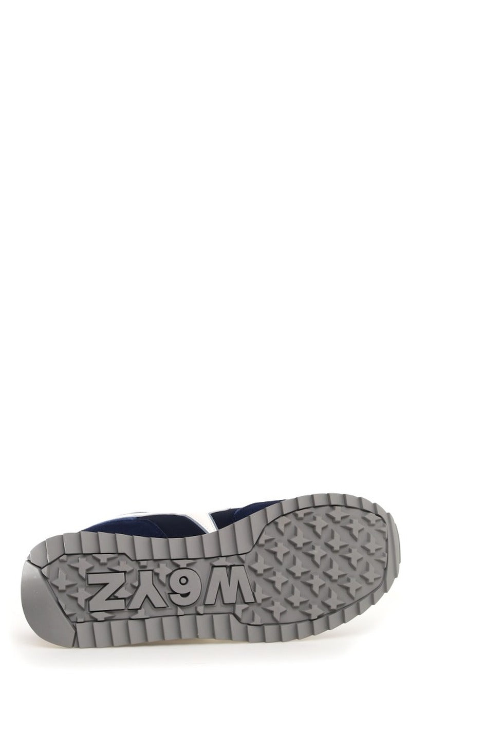Avant-Garde Sneakers With High-Performance Design