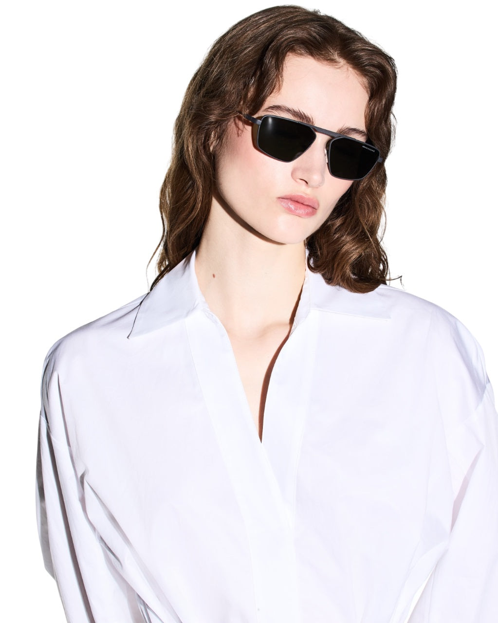 Minimalist White Dress with Shirt Collar