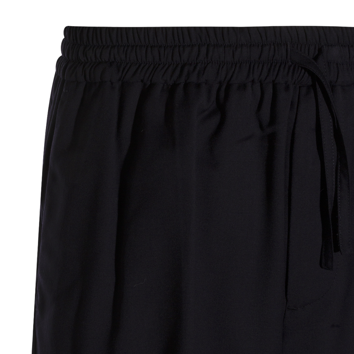 Mid-Thigh Straight Cut Shorts With Drawstring Waistband