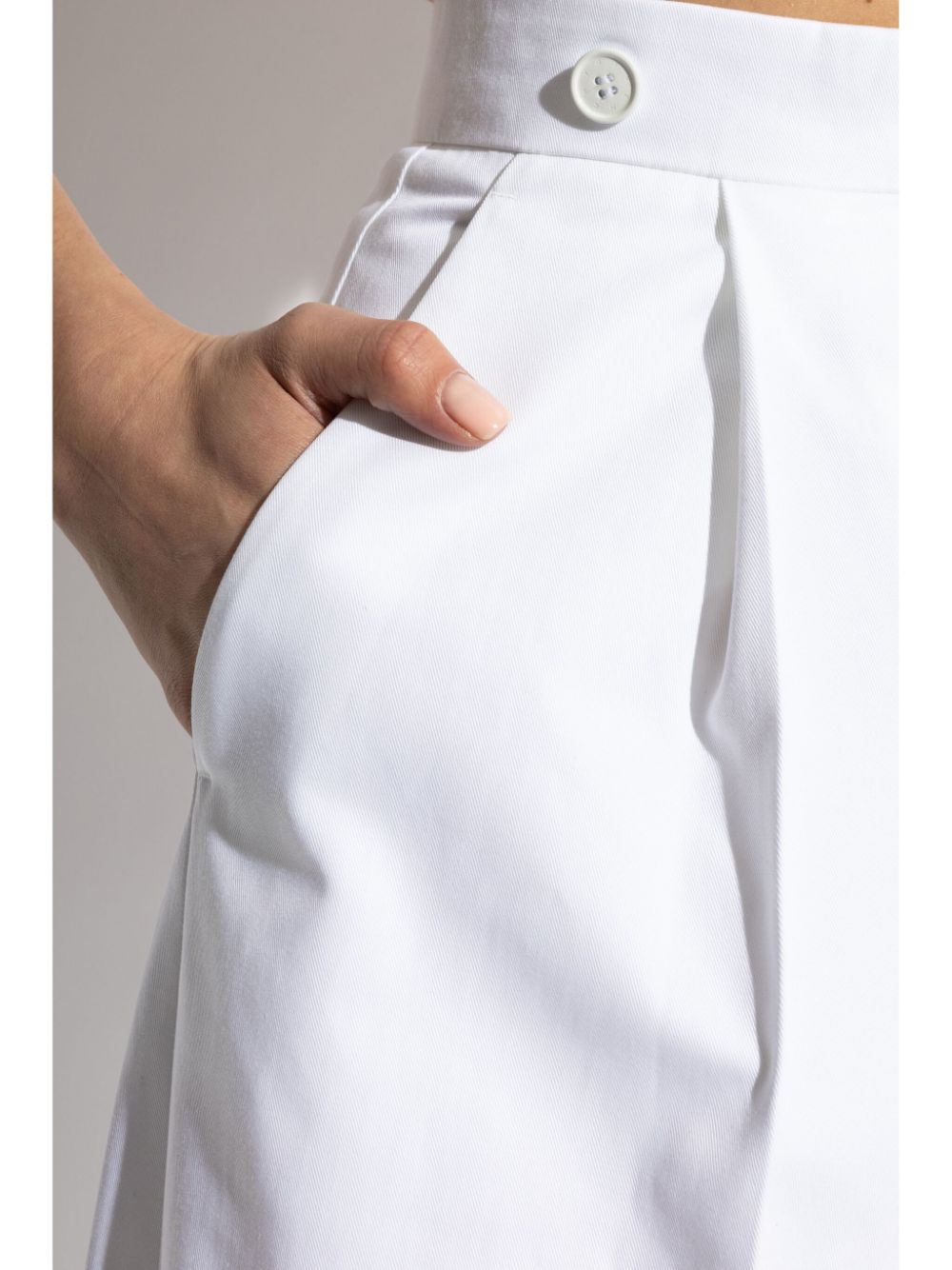 White Pleated Pants