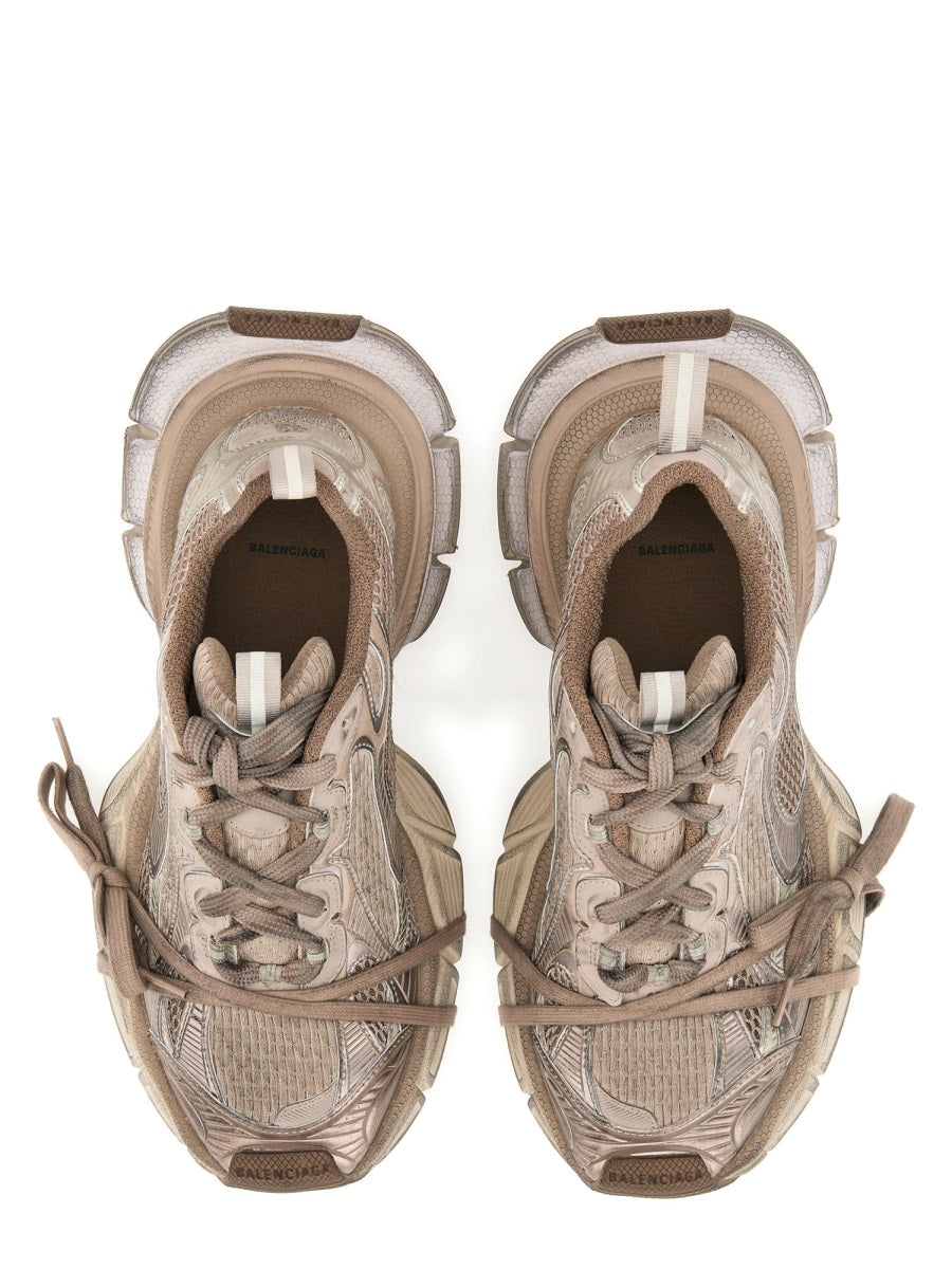 "3xl" Sneaker