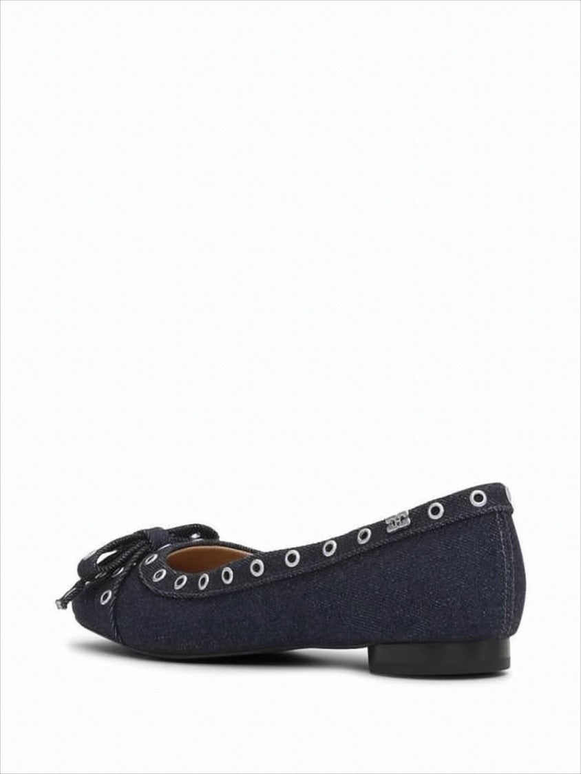 Pointed Toe Flat Shoes With Decorative Bow And Metal Eyelets