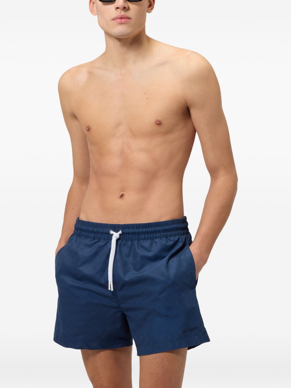 Mid-Length Zigzag Pattern Shorts