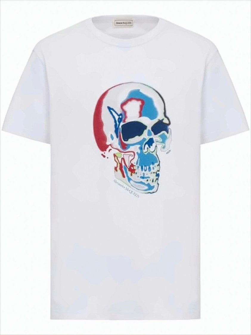 Short-Sleeved White Cotton T-Shirt with Bold Skull Graphic