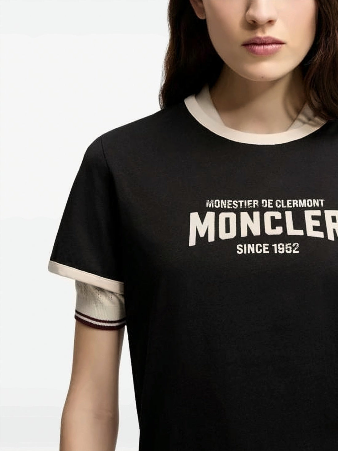 Short-Sleeved T-Shirt with Bold Stripe Detail