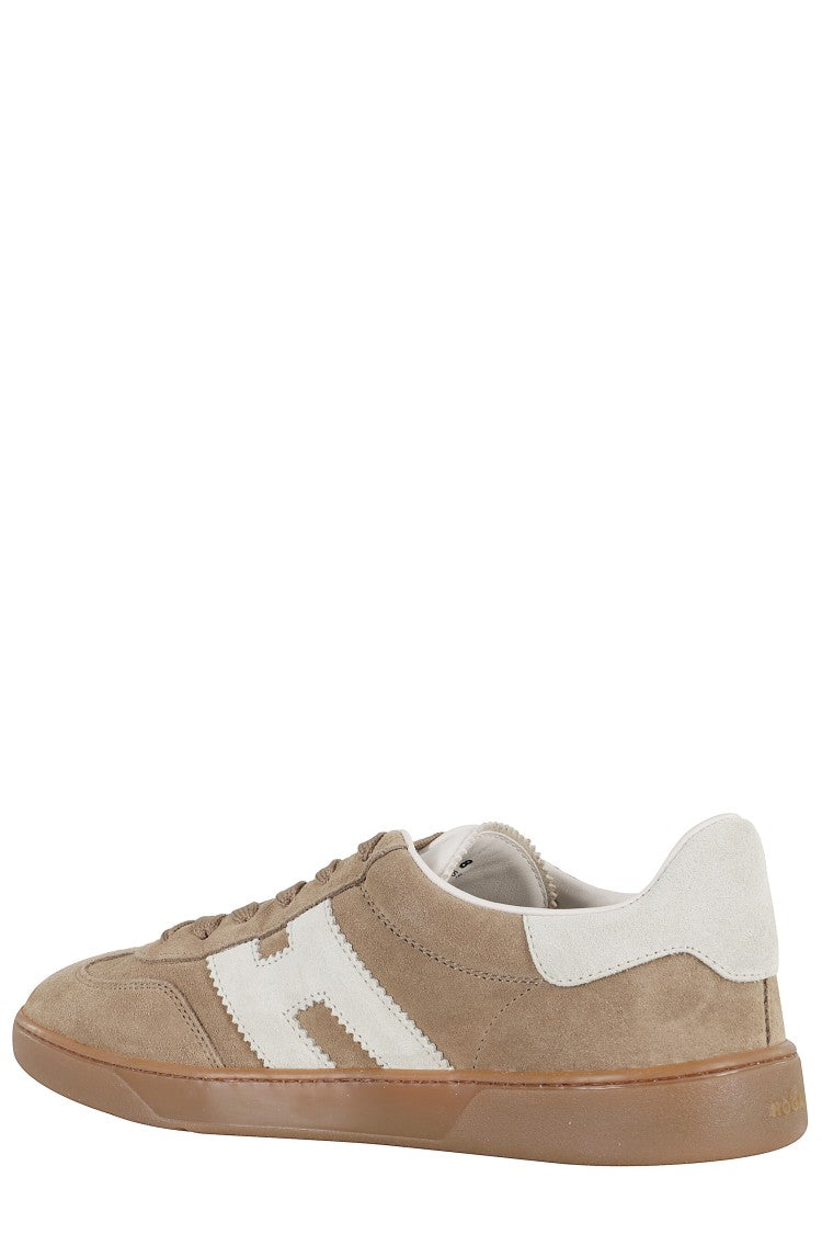 H327 Lace-Up Sneakers With Contrasting Logo