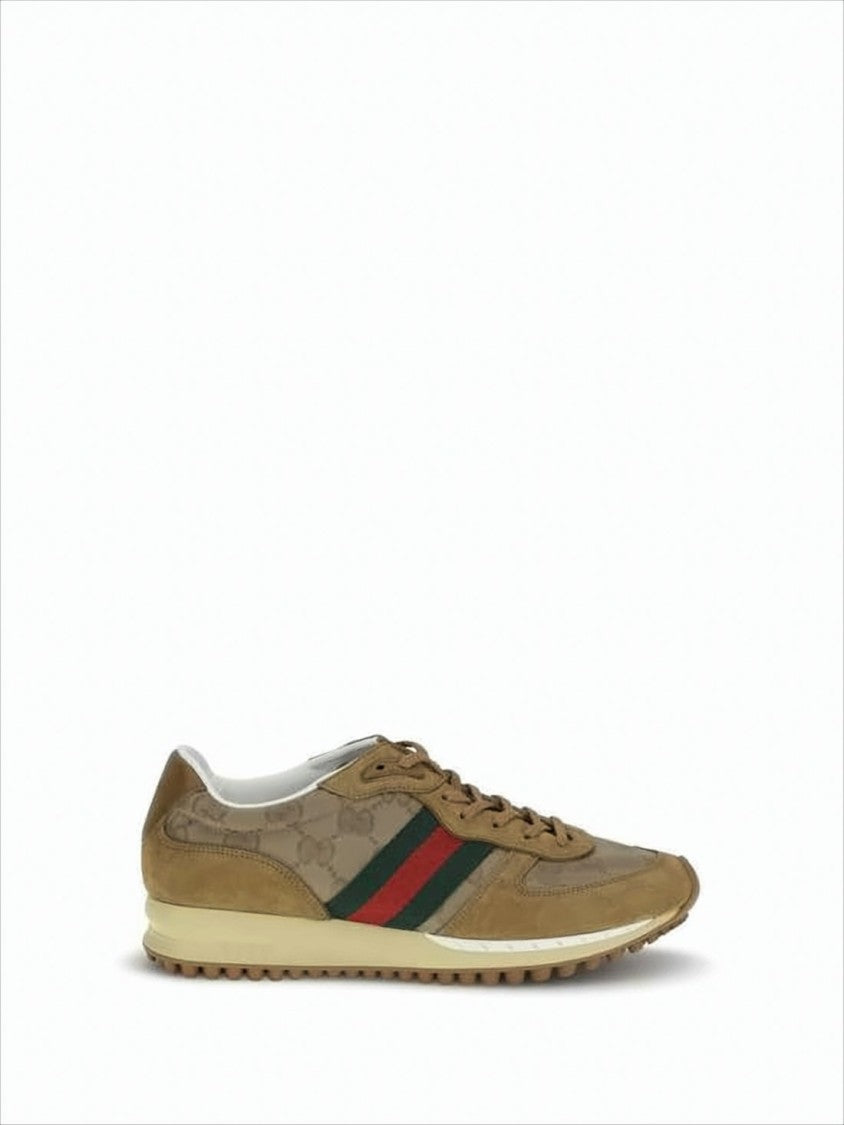 Low-Top Sneakers with Signature Stripes and Textured Grip
