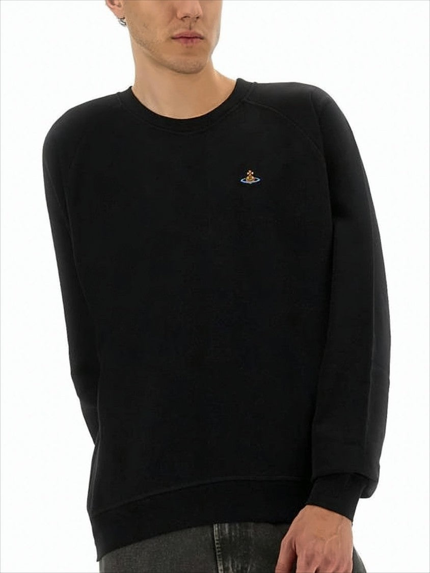Relaxed Fit Black Long-Sleeve Sweatshirt with Ribbed Cuffs