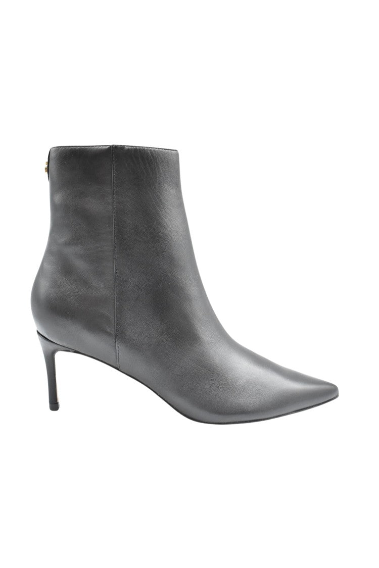 Pointed Toe Ankle Boots With Heel And Zip Closure