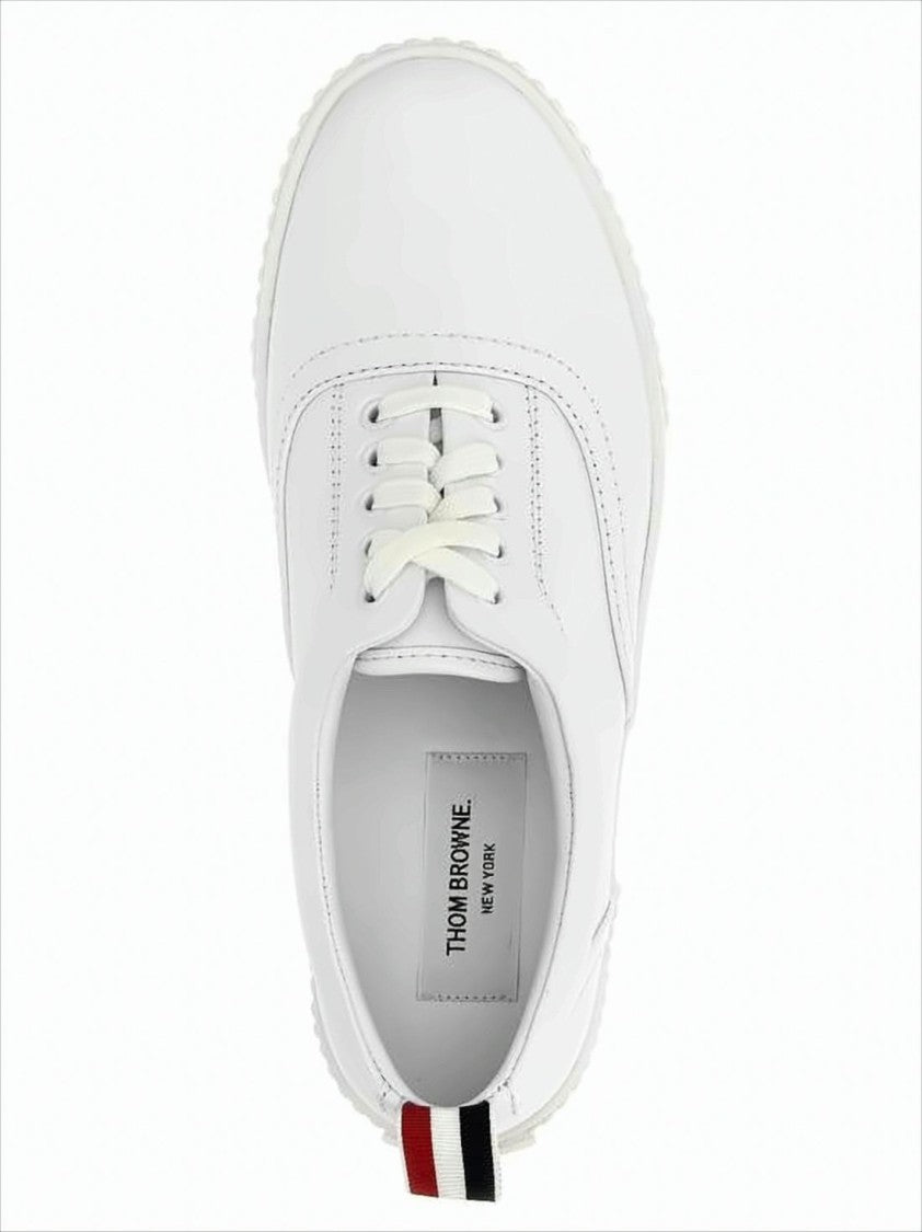 Low-Top Calf Leather Sneakers with Tricolor Pull Tab
