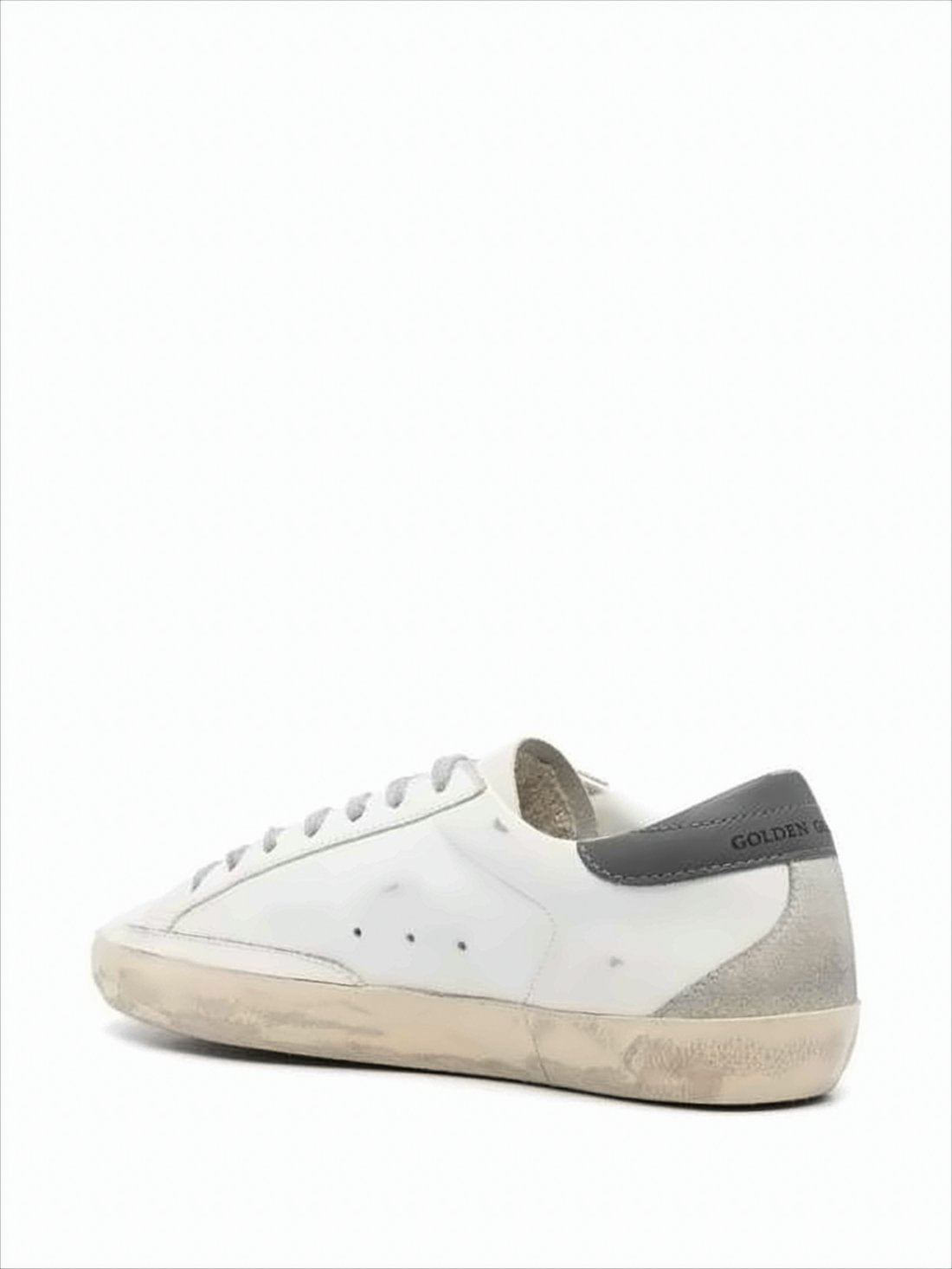 Distressed Low-Top Sneakers with Vintage Appeal