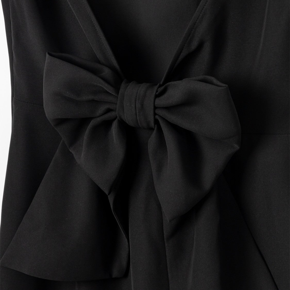 Black Evening Dress With Textured Puff Sleeves
