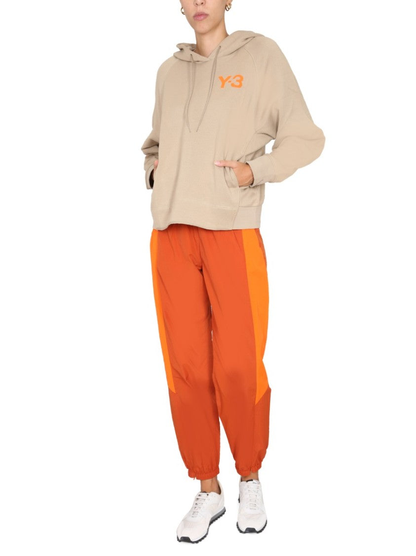 Relaxed-Fit Jogging Pants With Two-Tone Design