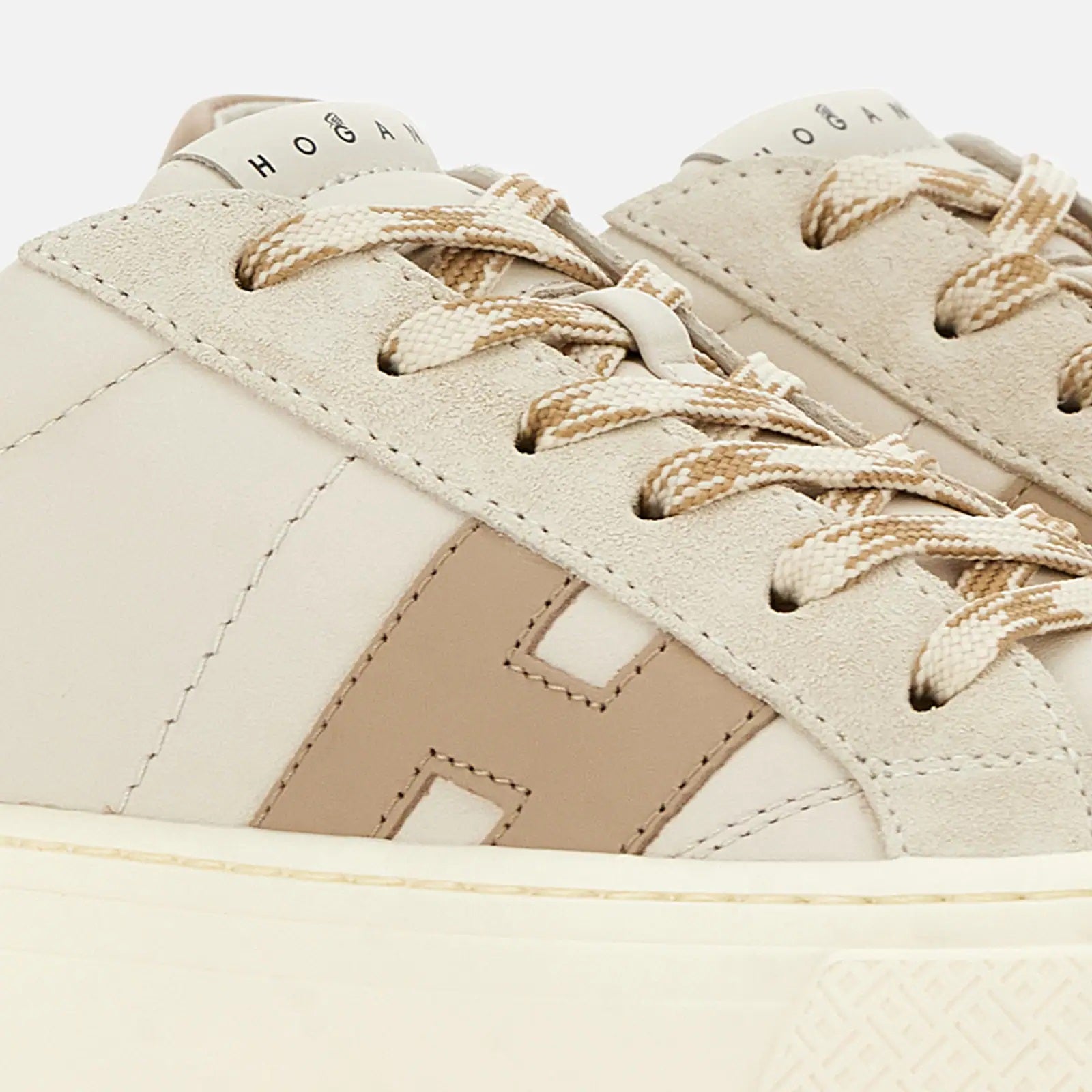 Ivory Taupe H705 Allacciato H Leather Lace-Up