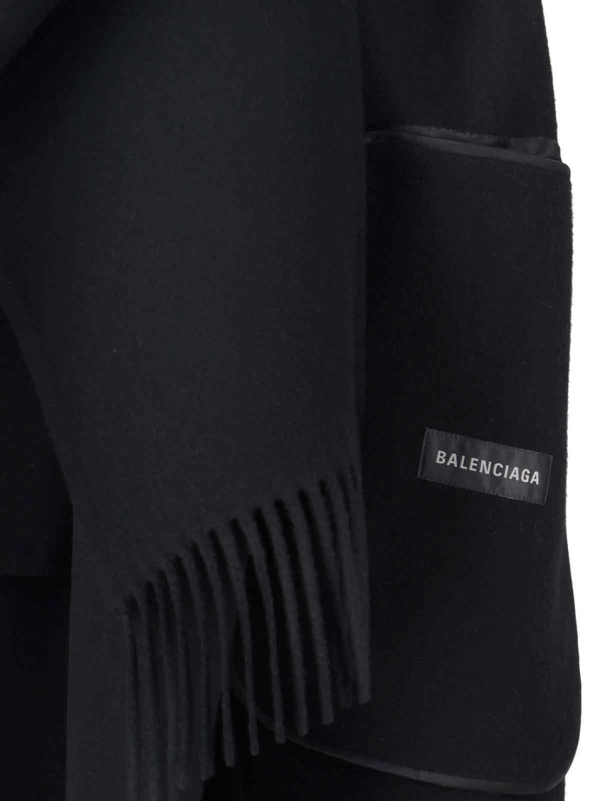 Tailored Black Jacket With Minimalist Design