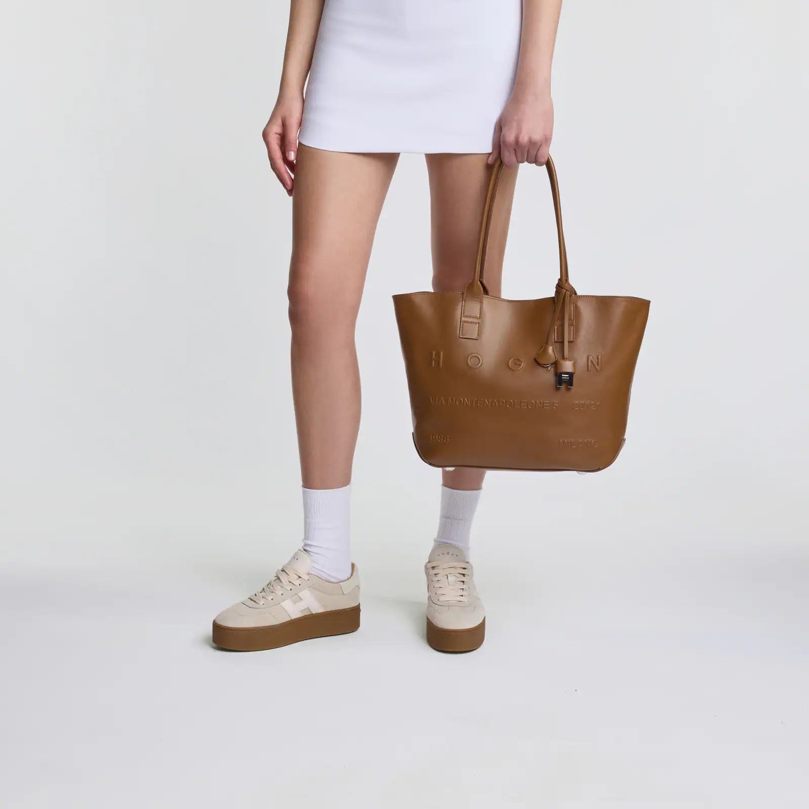 Beige H698 Allacciato H Lace-Up Shoes