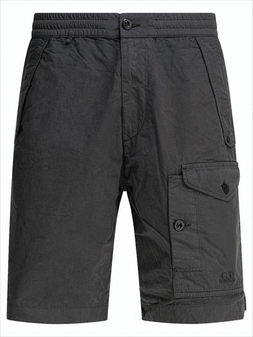 Relaxed Fit Black Shorts with Utility Pockets