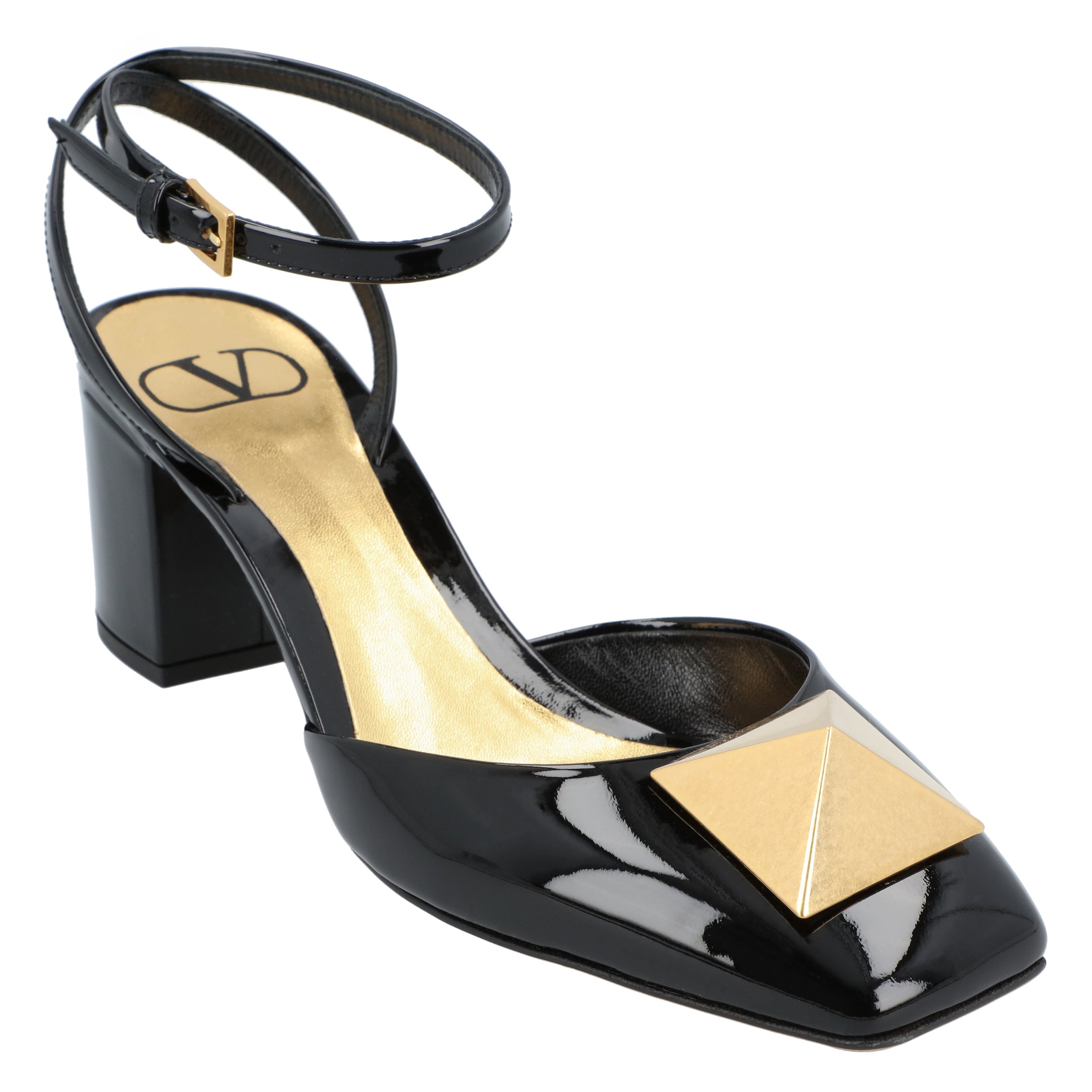 One Stud Pump Black