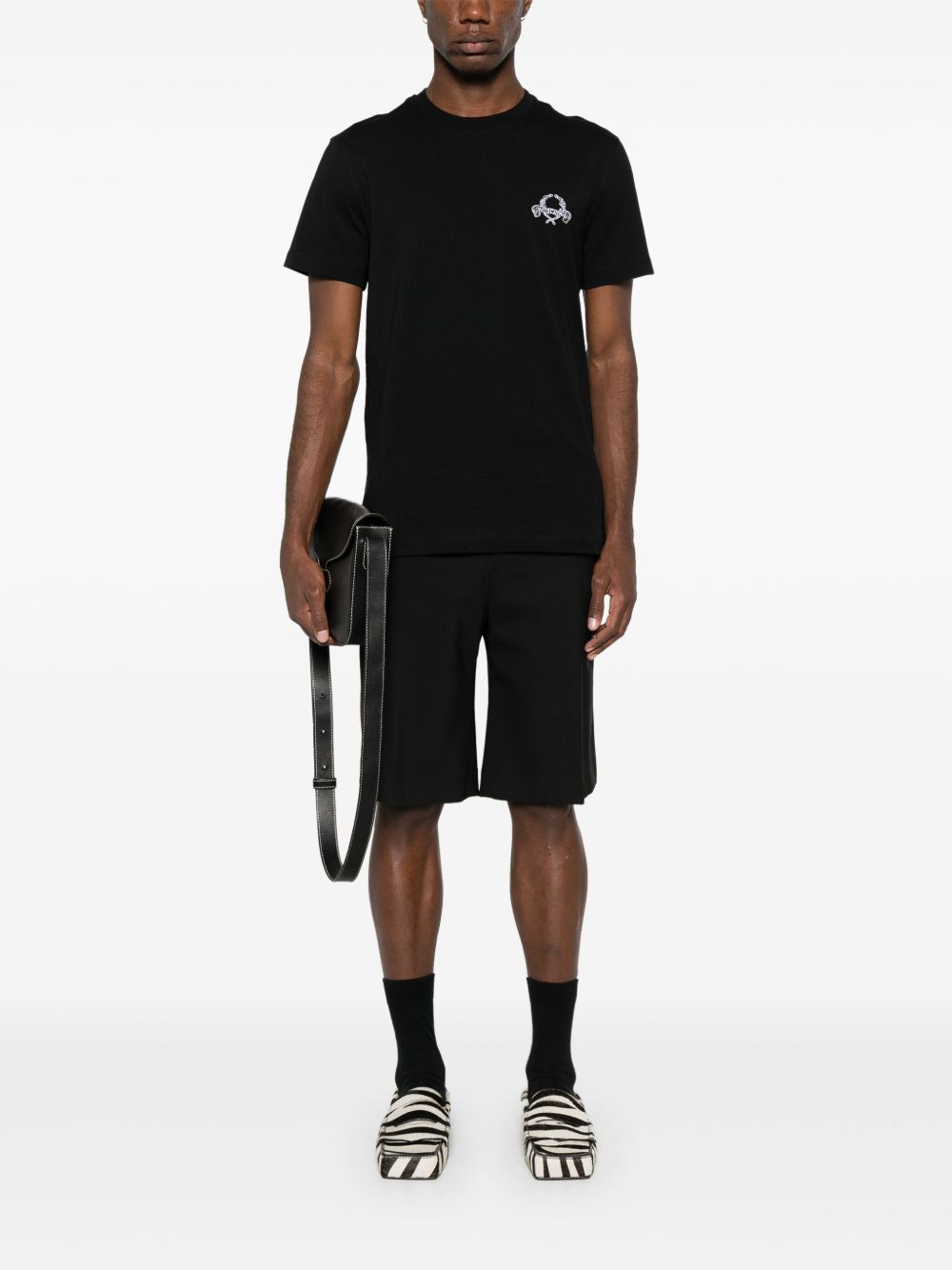 Short-Sleeve Black T-Shirt With Intricate Embroidery