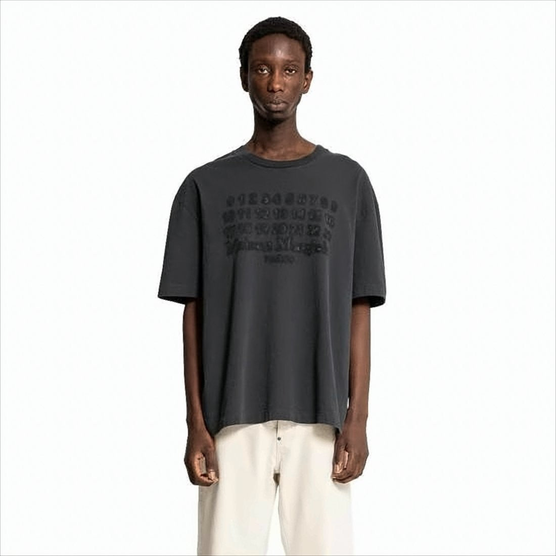 Loose-Fitting Black T-Shirt