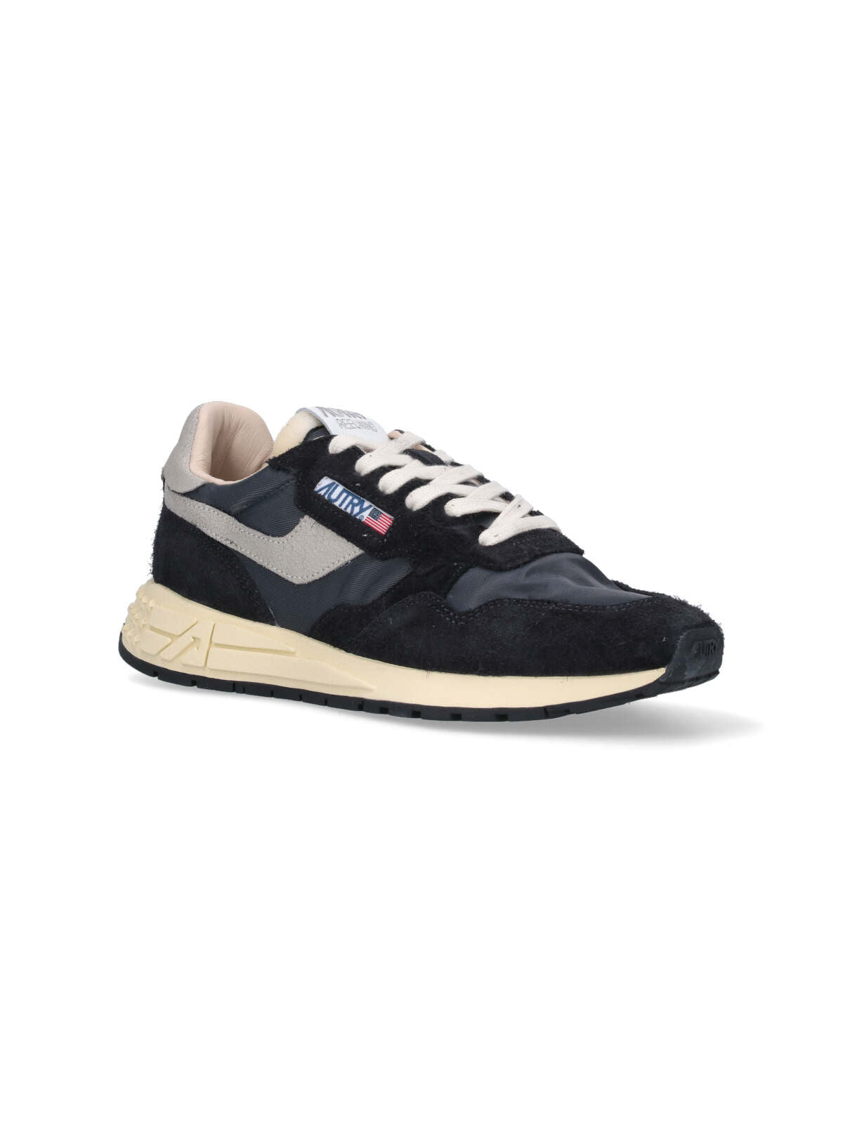 Streamlined Black Sneakers With Minimalist Design