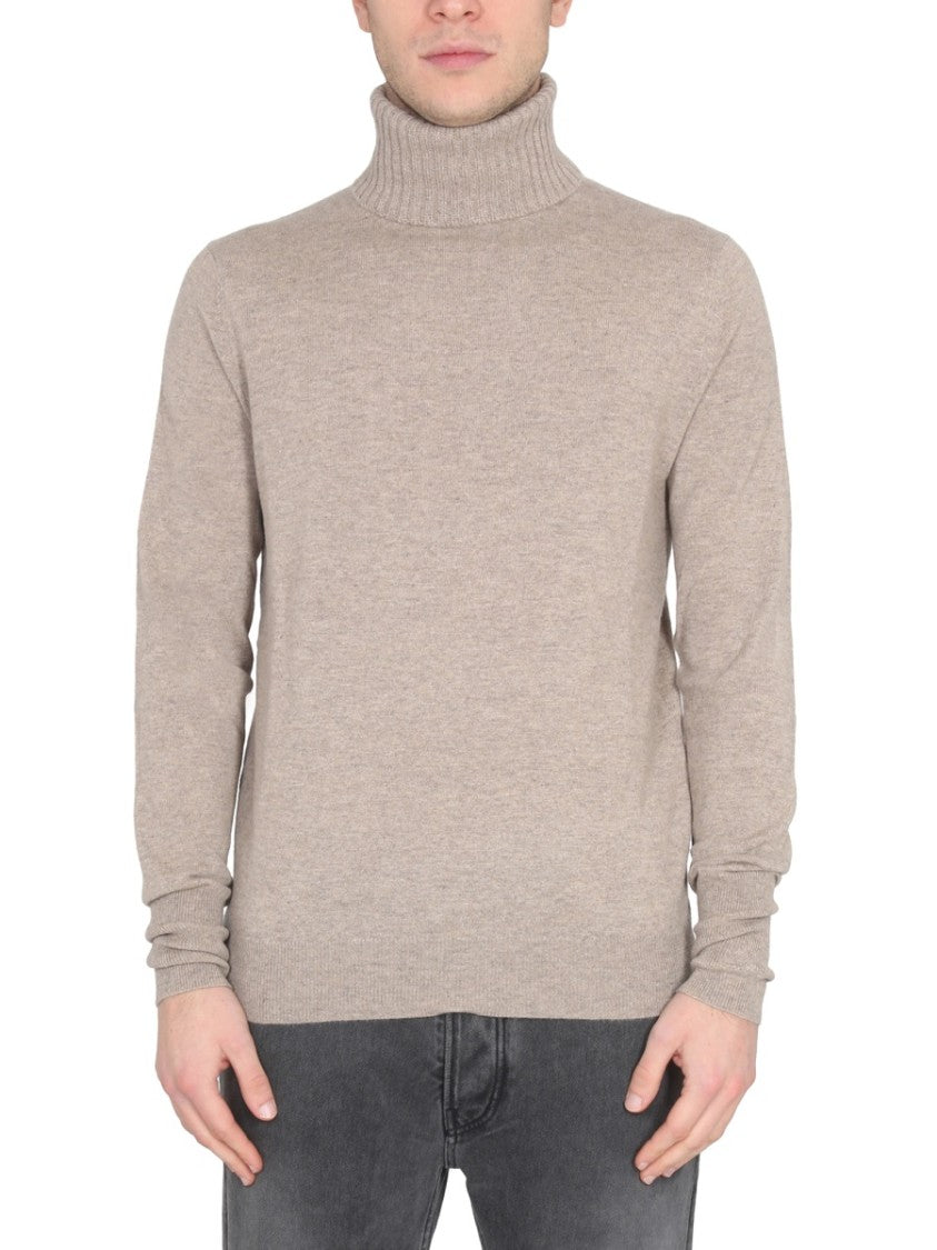 Cross-Neck Ribbed Cashmere Turtleneck Sweater