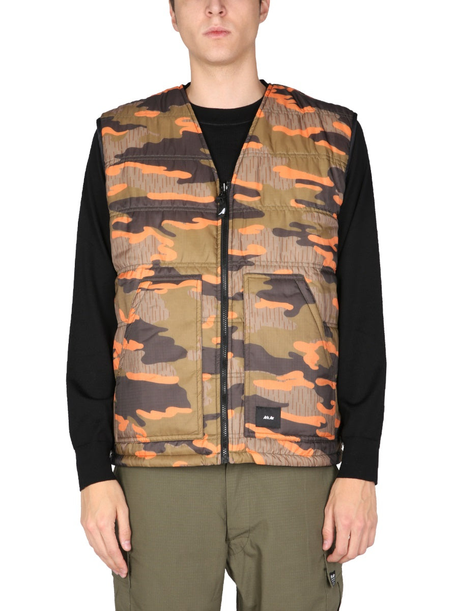 Reversible Quilted Gilet With Bold Camouflage