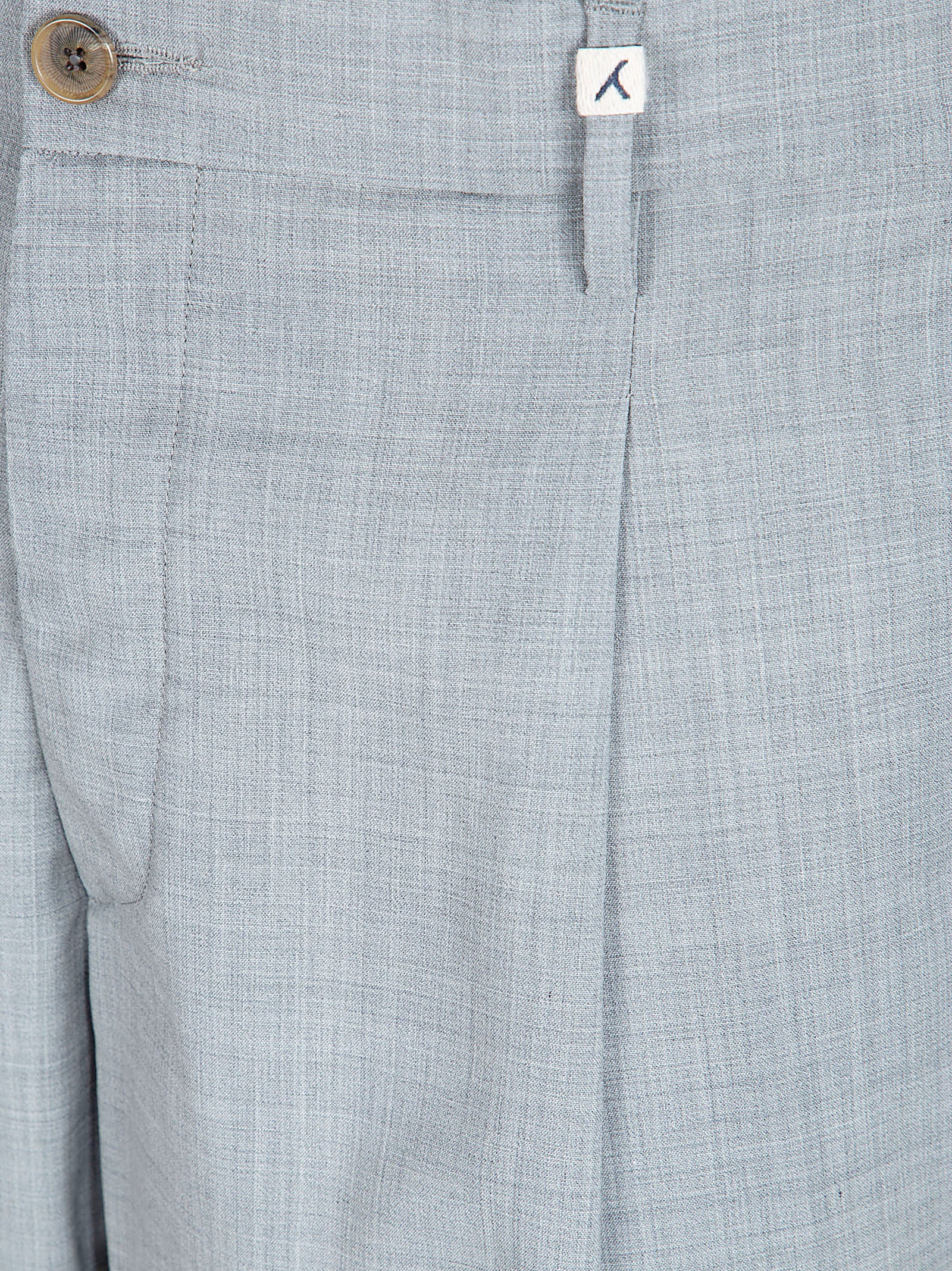 Tailored Light Grey Trousers with Subtle Textured Pattern