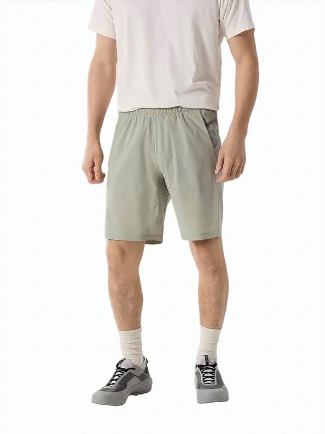 Relaxed Fit Shorts with Elastic Waistband and Subtle Branding