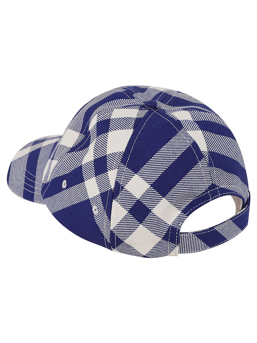 Classic Check Pattern Cap With Structured Silhouette