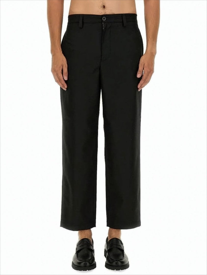 Straight-Leg Cropped Pants With Minimalist Design