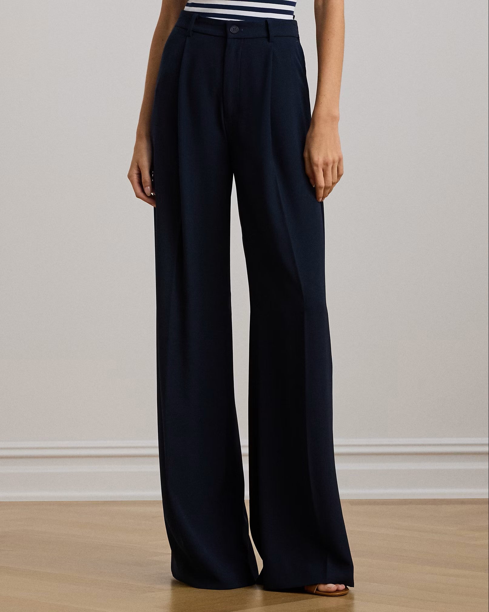 Navy Blue Kirahn Pleated Trousers