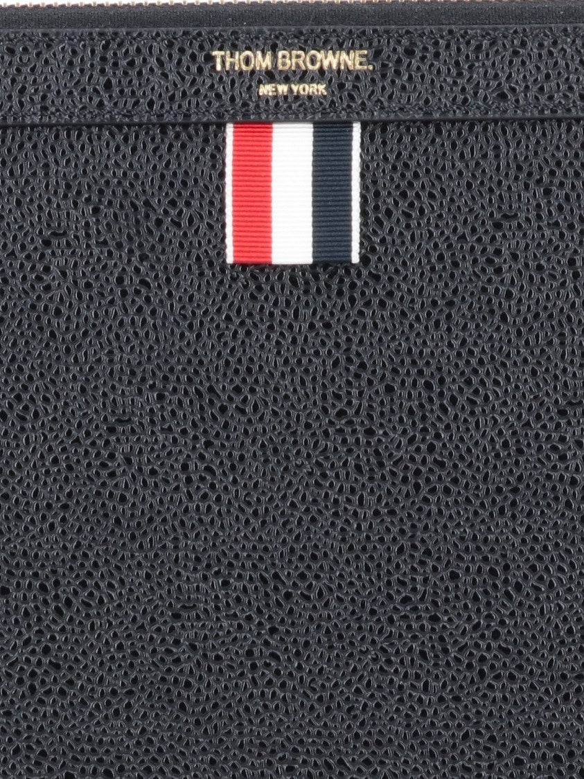 "Pebble Grain" Pouch – Black