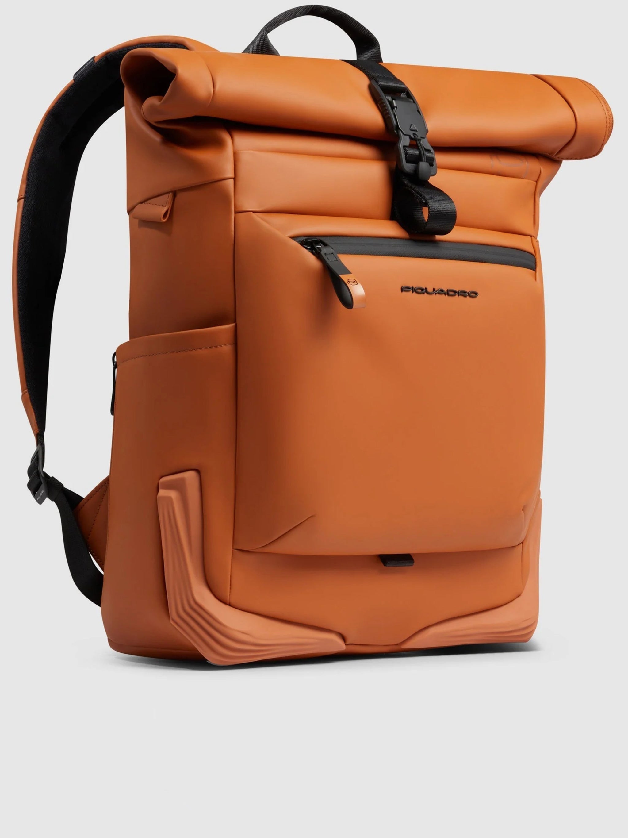 Warm Tan Zaino Roll-Top Polyurethane/Polyester Backpack