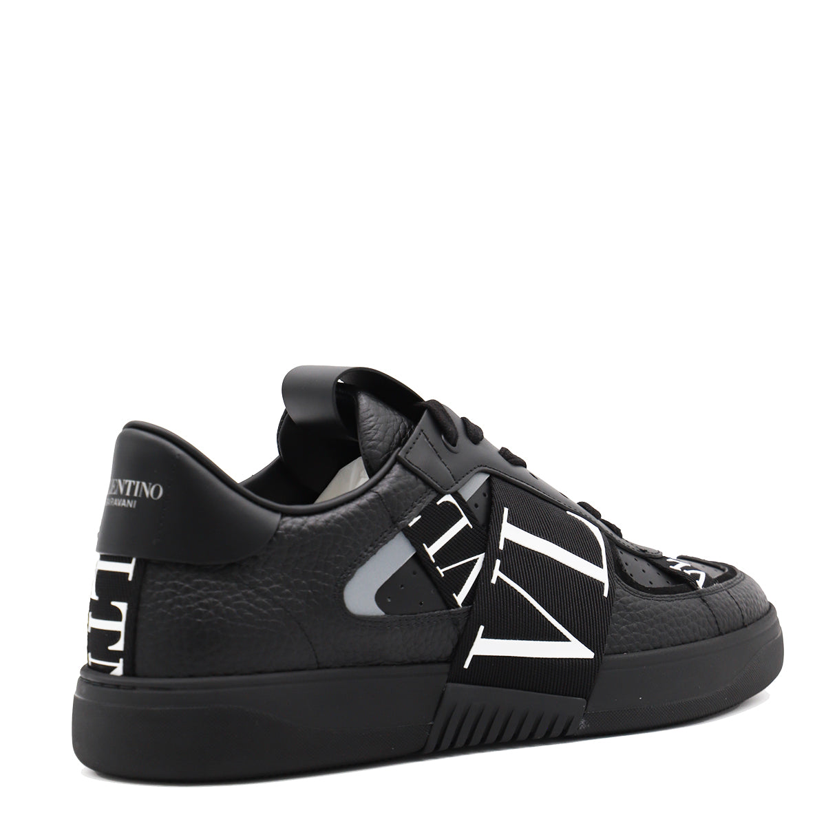Low-Top Black Sneakers